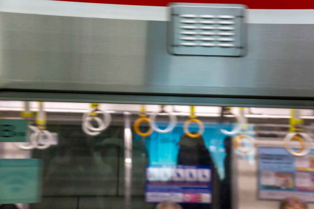 uchwyty w metrze